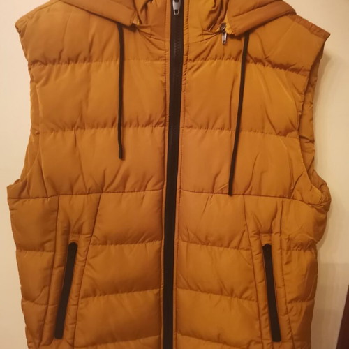 Sleeveless jacket like new, size XXL, orange