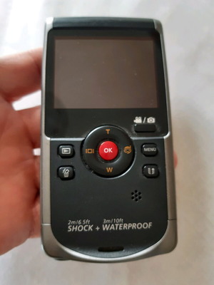 Samsung HMX-W200 video camera like new, waterproof and shockproof
