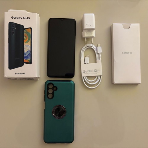Samsung Galaxy A04s Dual mobile phone in its box (2nd phone, slightly used)