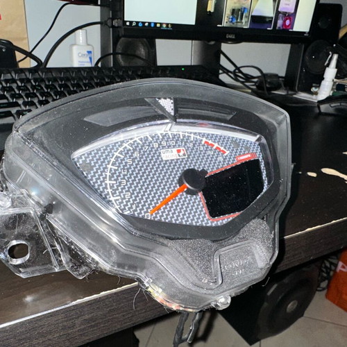Racing type speedometer with Astrea Grand 110 shell used