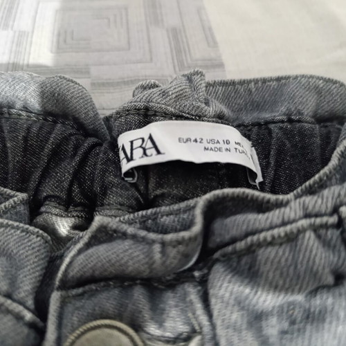 Zara gray jeans size 42 like new, elastic