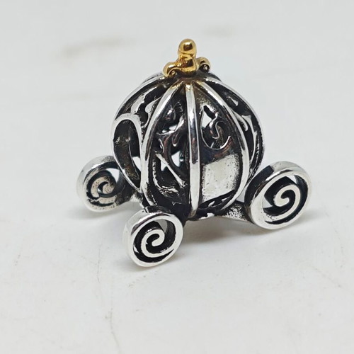 Cinderella Pumpkin Coach Charm 925 Silver with 14K Gold Details like new