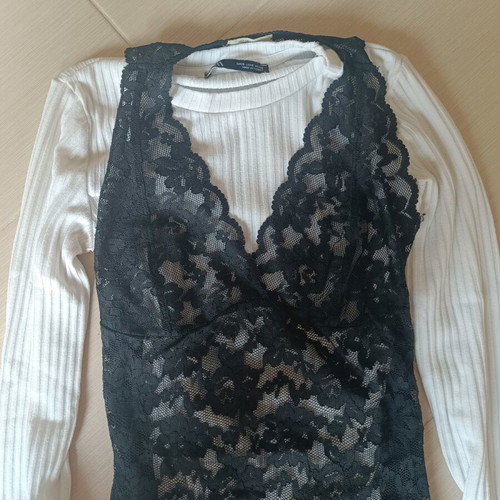 Intimissimi black negligee like new with lace and back opening