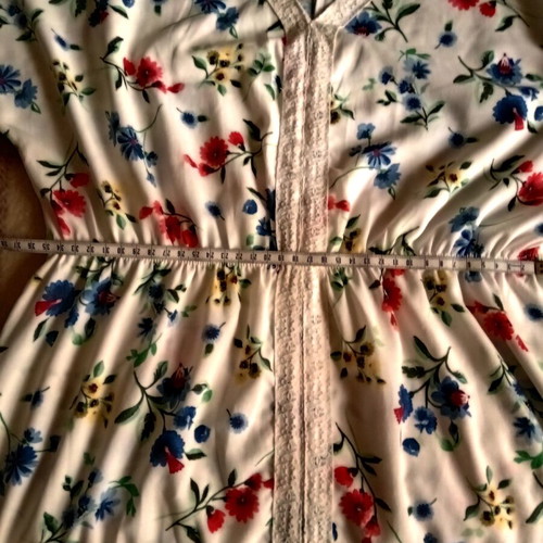 Summer dress like new, floral print with lace and front slit