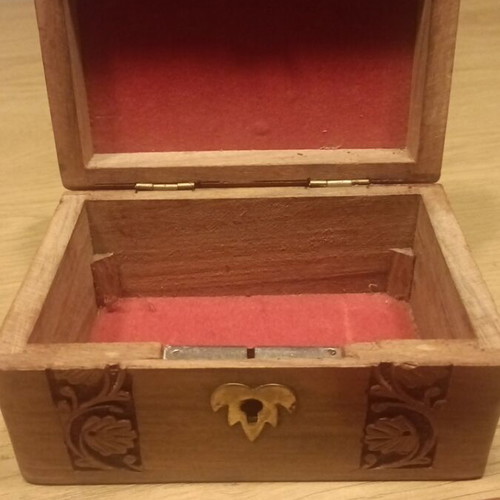 Vintage jewelry box and buttons wooden chest new brown