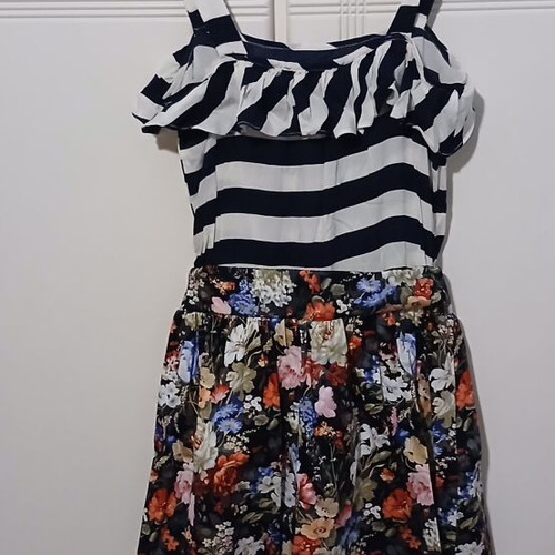 Mini dress with striped top and integrated floral skirt like new, size S