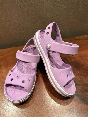 Crocs σανδάλια σαν καινούργιο, νούμερο 27-28, μωβ