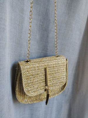 Straw crossbody bag like new, beige and gold
