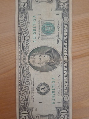 20 Dollars 1985 used banknote