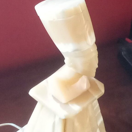 Nefertiti Queen Statue from Onyx with Internal Lighting used