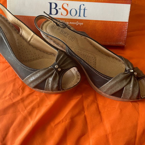 B-Soft platform shoes new size 41 leather orthopedic comfortable