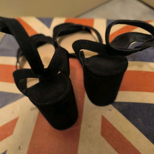 Black Castor-Look Sandals Stradivarious Size 39 Used