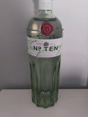 Tanqueray No. Ten Gin 700 ml sealed