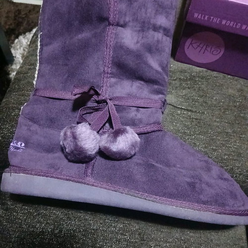 Khrio women's boots with fur new, size 41, purple