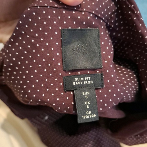 H&M shirt like new, size S, white and red