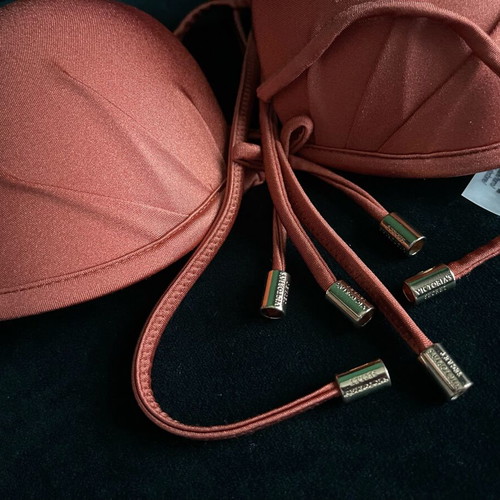 Victoria’s Secret bikini top like new, brown orange, 32d D70
