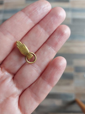 Namaste pendant necklace new, made of brass