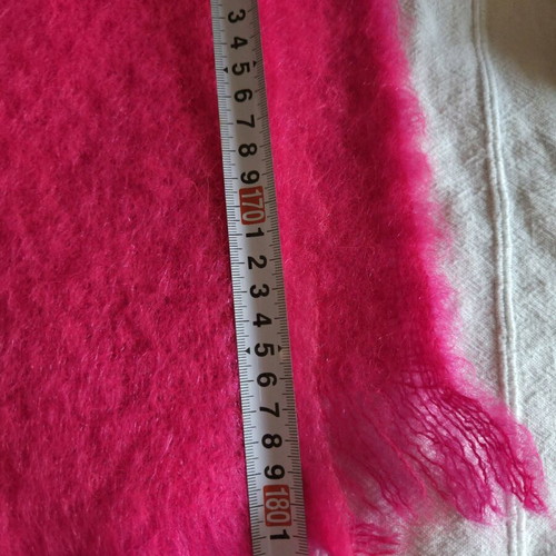 Woolen women's scarf pink like new