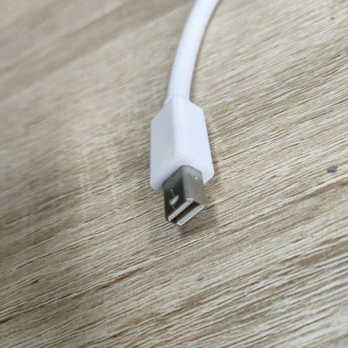 Display port male to HDMI female converter