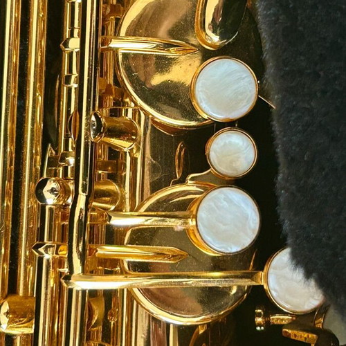 TTS-350 Tenoro saxophone like new with original packaging