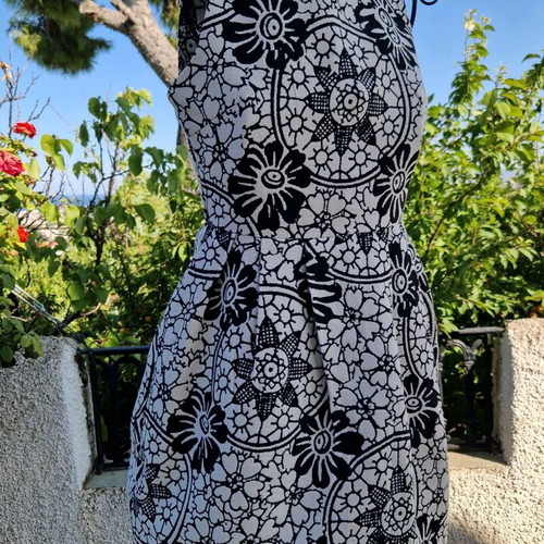 Floral sleeveless dress XS new, Blue Vanilla