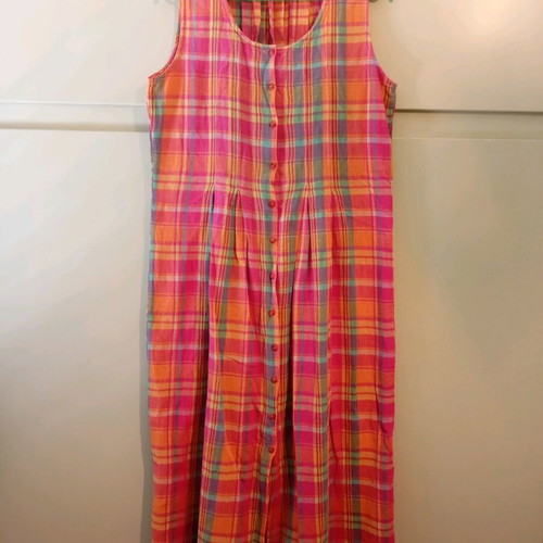 Richards dress used, 100% cotton sleeveless, pink-orange gingham