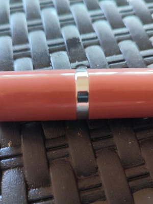 Clinique lipstick nude matte like new