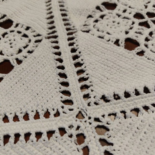 Knitted handmade blanket like new, white 200x220