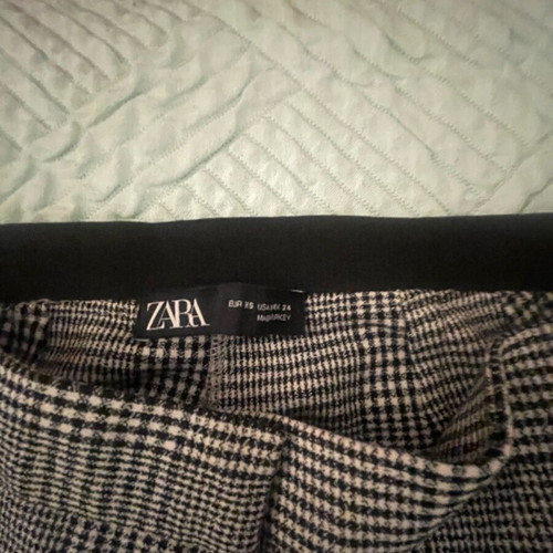 Zara checked pants like new, grey, straight fit, size XS
