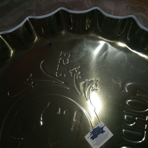 50% discount for today!! Huge decorative metal cap, in the shape of a beer cap
