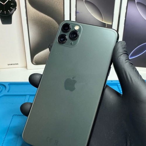 iPhone 11 Pro Max 64GB like new with warranty and free case