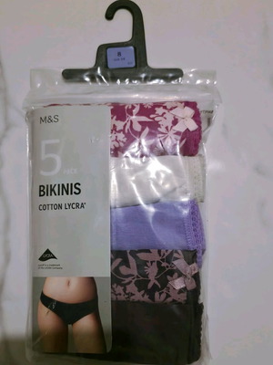 Set of 5 women's underwear Mark's & Spenser new, Premium Cotton Lycra, size small
