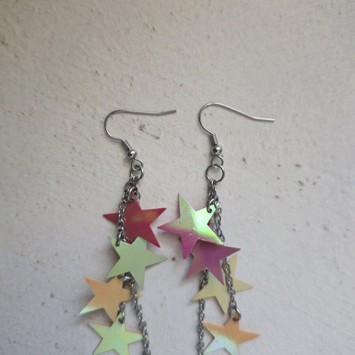 Summer earrings used with multicolored stars