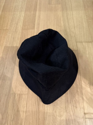 Unisex black bucket hat like new
