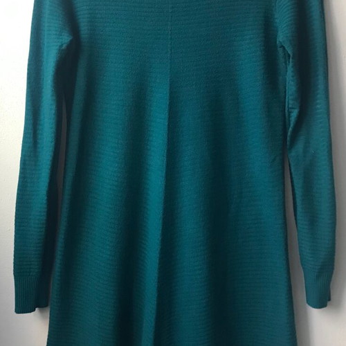 Passione midi knitted dress cypress like new