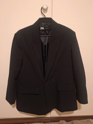 Zara M baggy jacket like new, black with shiny fabric