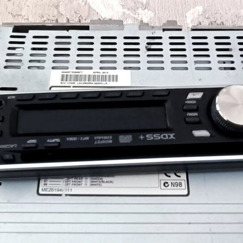 LG LAC2900RN Car Radio CD player like new, 4x53W, MP3 WMA