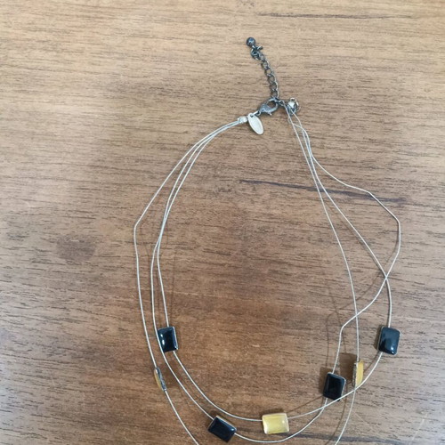 Necklace no 9 used
