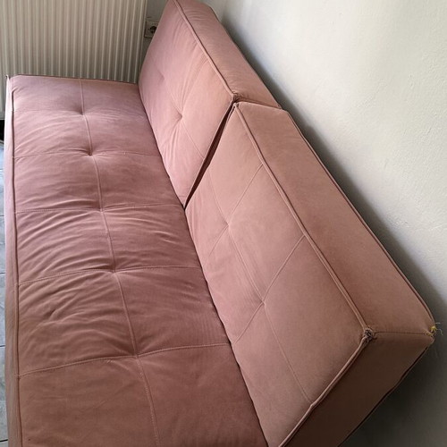 Sofa bed used, convertible to double bed, very comfortable