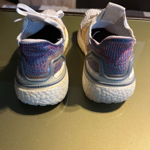 Adidas Ultraboost 37 1/3 used, multicolor athletic shoes