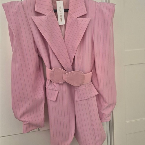 Pink spring suit new, wide fit, onesize