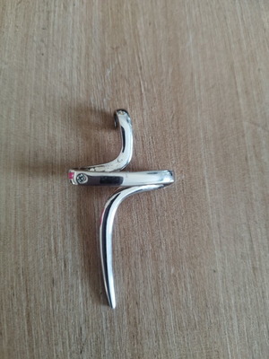 Silver large cross like new