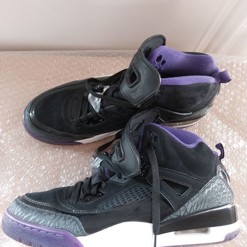 Jordan Spizike Black Court purple athletic shoes like new, size 44.5
