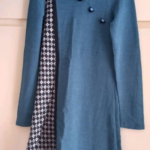 On Line women's short dress size S like new, multicolor