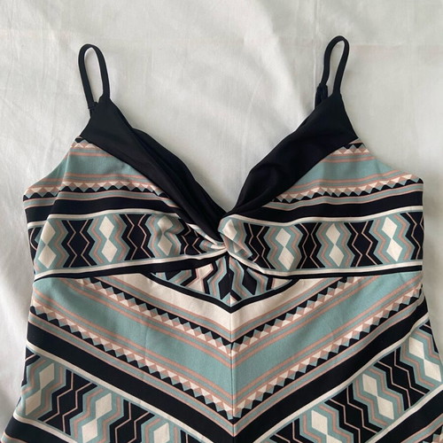 Φόρεμα 90s Y2K Bcbg MaxAzria μέγεθος S σαν καινούργιο πολύχρωμο