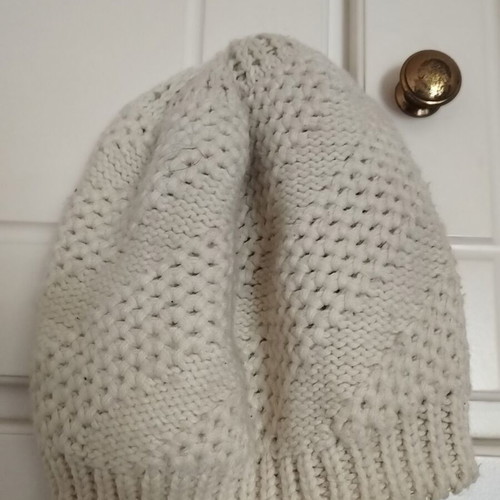Achilleas Accessories white cream hat like new, sizes M L