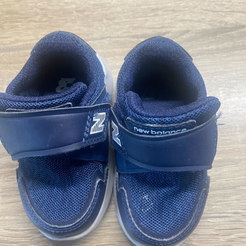 New Balance kids sports shoes size 20 like new