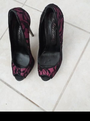 Heels like new, size 39, worn twice