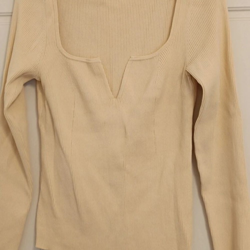 Beige ribbed top blouse with neckline cutout new, size L