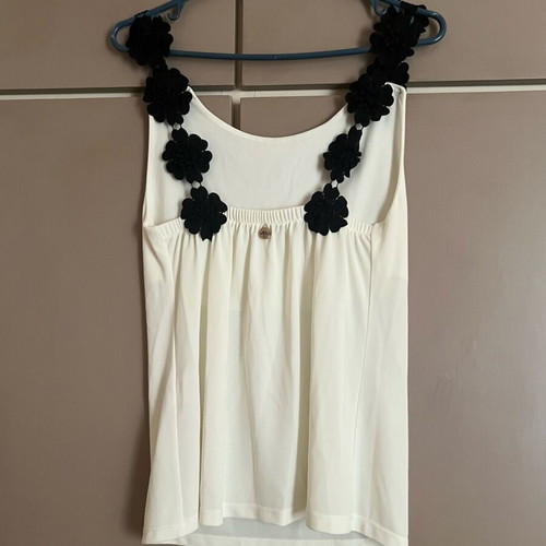 Ake' women's blouse black and white new, one size